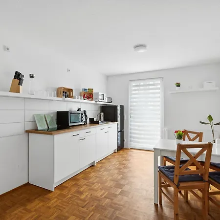 Larooms - Np61 - 2 - 4 Betten - Waschmaschine - Parkplatz - Balkon Apartmán