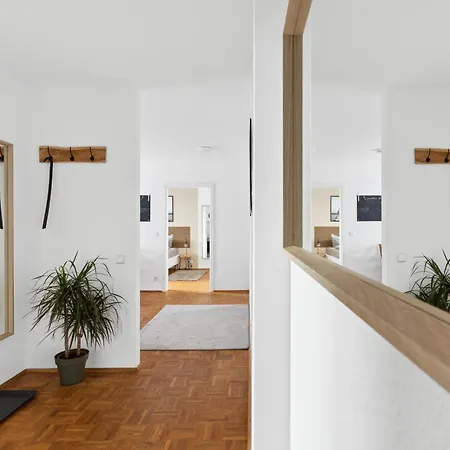 Aura - Oase#1 - 2 Zimmer, 4 Betten, Kueche, Balkon, Waschmaschine 梅泽堡